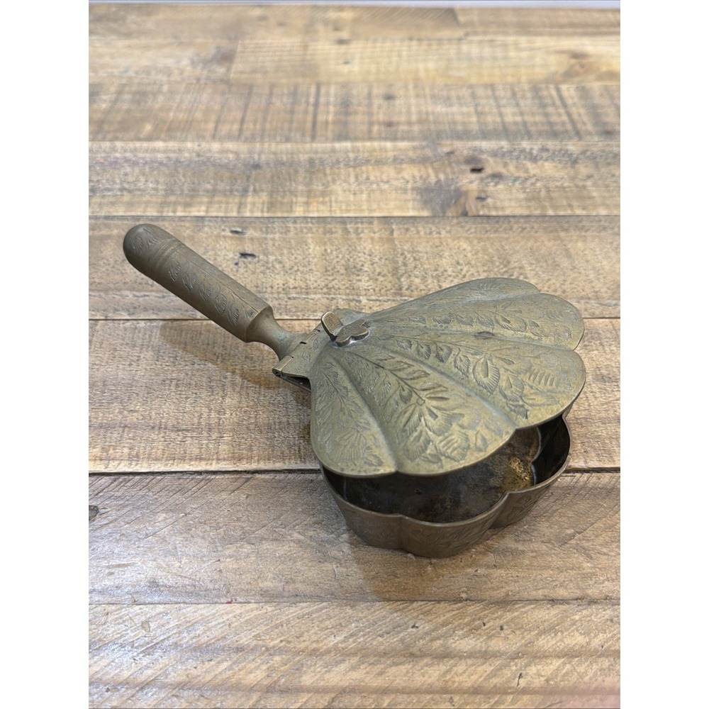 Vintage Solid Etched Brass Silent Butler Crumb Catcher Ashtray India 8.5"X4.75"